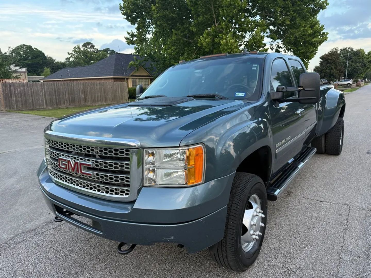 gmc sierra 3500 denali hd 2011 1GT426C85BF206656 image gmc sierra 3500 denali hd 2011 1GT426C85BF206656 image